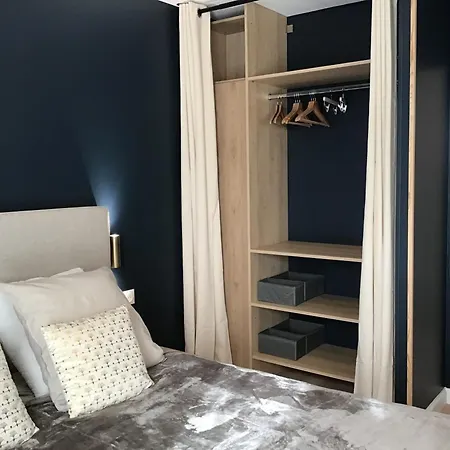 Au Coeur D'omaha - - 1 *