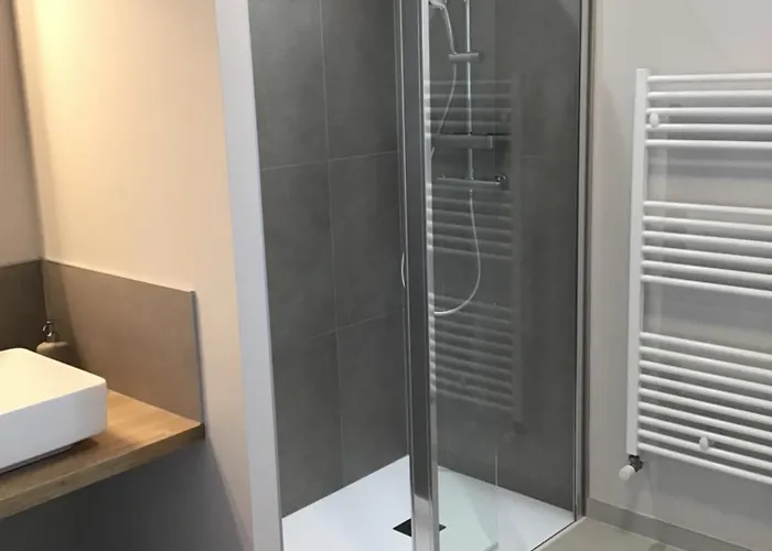 Au Coeur D'omaha - - 1 *